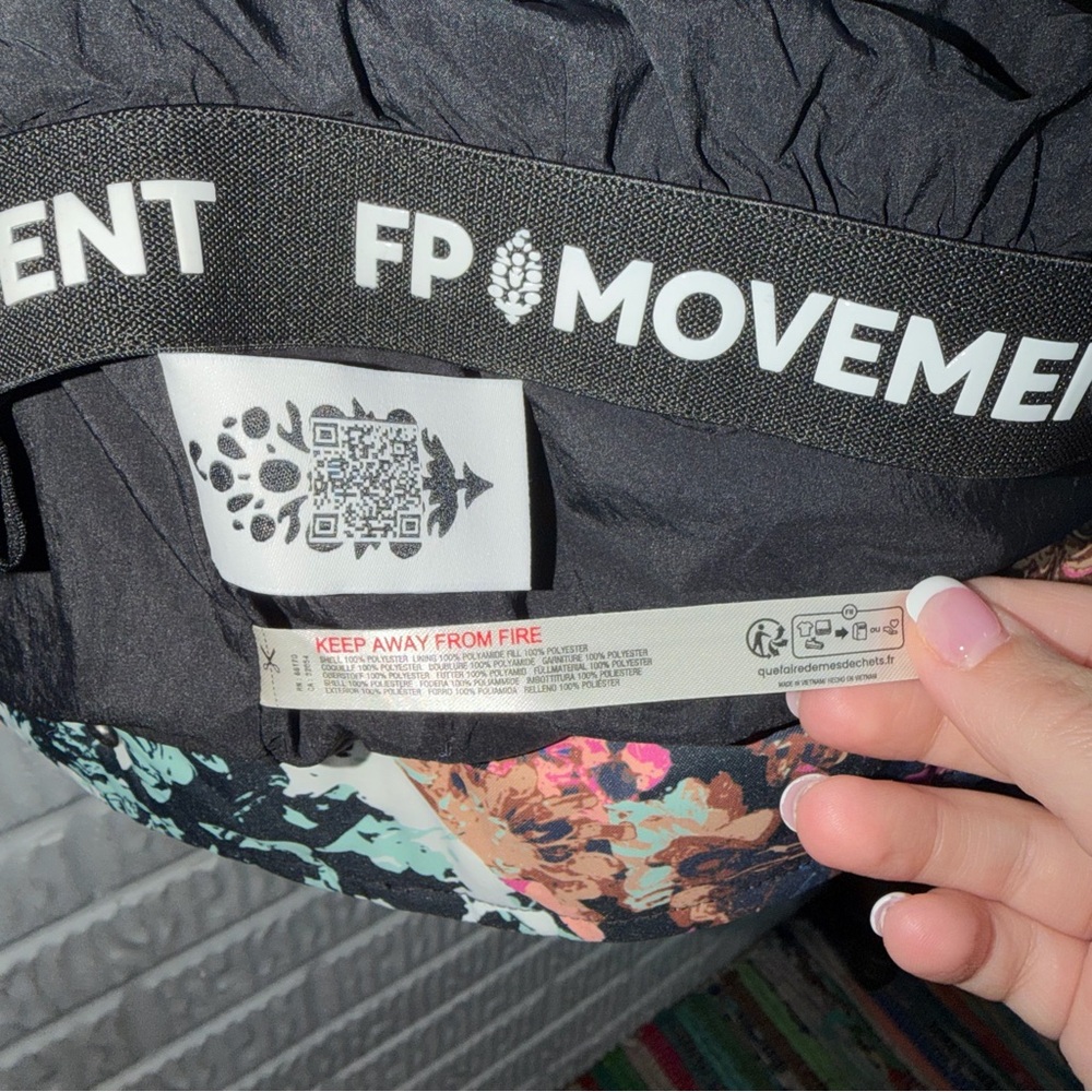 Free People Movement Bunny Slope Puffer Jacket – Black Diamond NWOT | Size Large - Picture 13 of 13